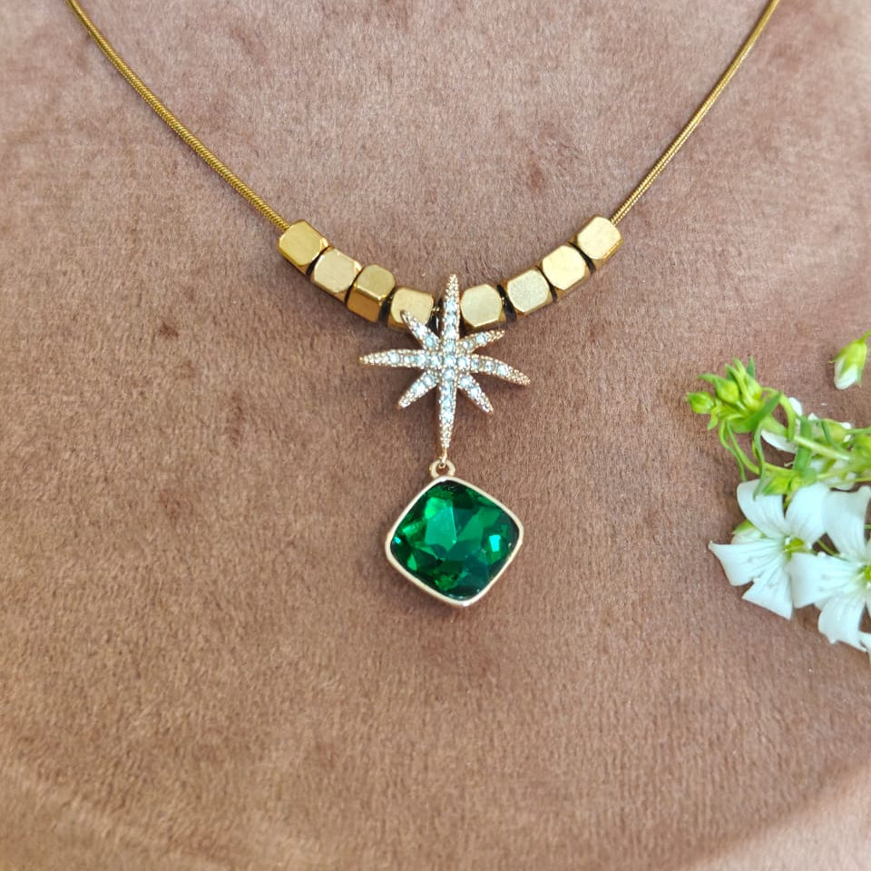 gold plated star necklace