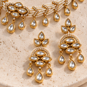 Aarohi Pearl Kundan Set