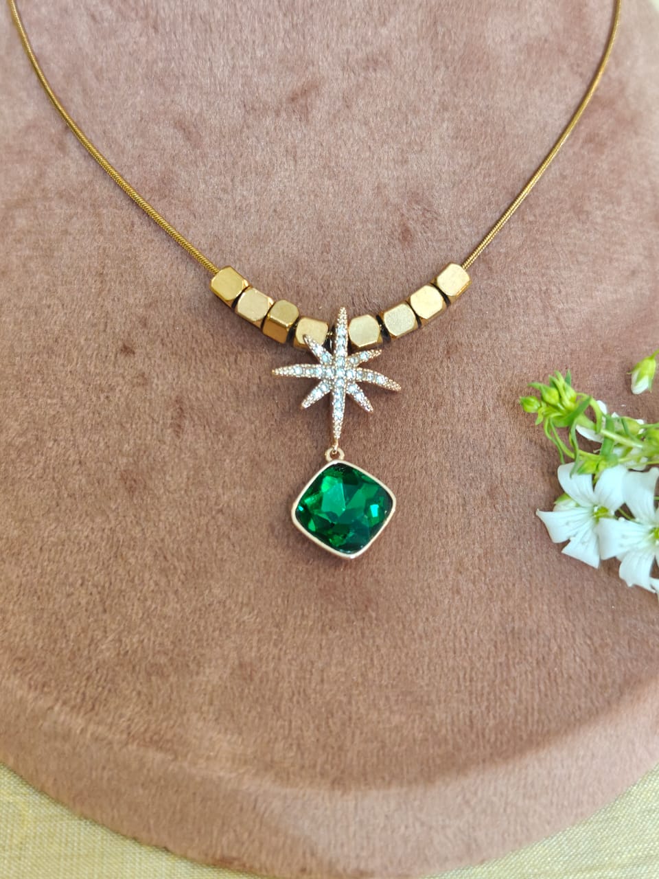 Gold plated star necklace