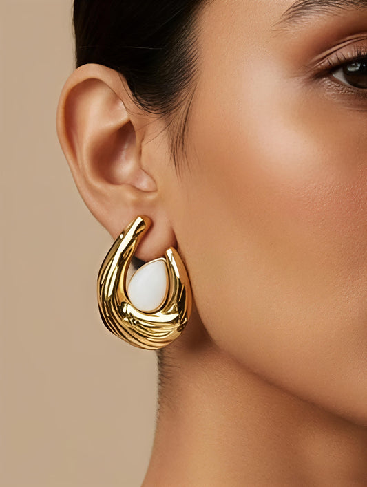 Aurea Sculpt Hoop Earrings – Waterproof Gold Statement Studs