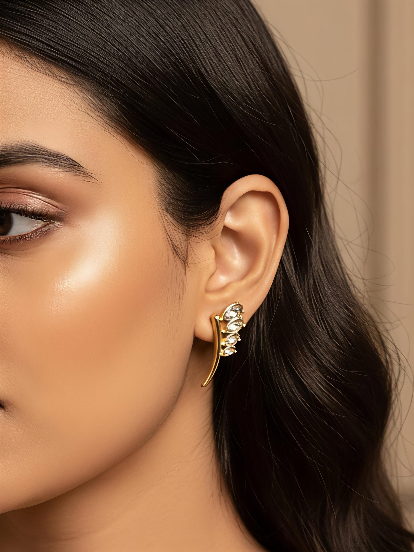 Aurelia Leaf Climber – Waterproof Crystal Ear Cuff