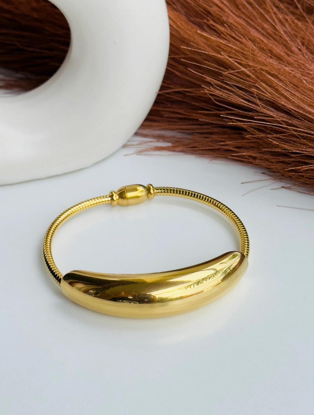 solid gold magnetic bracelet (SSB19)