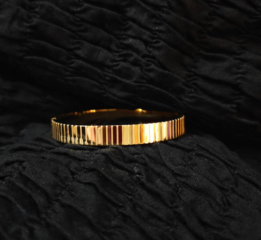 Anti tarnish bracelet