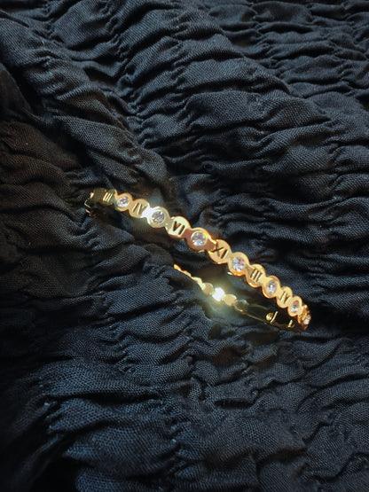 Gold Plated Roman Numeral Studded Bracelet