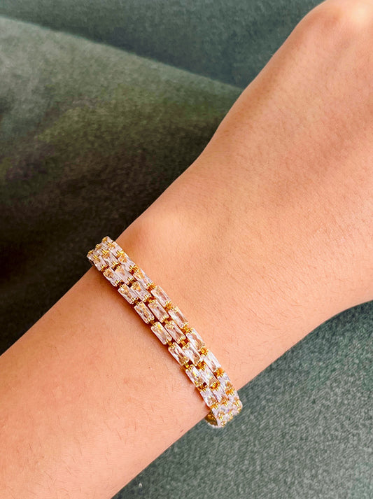 GleamFlex Tennis Bracelet