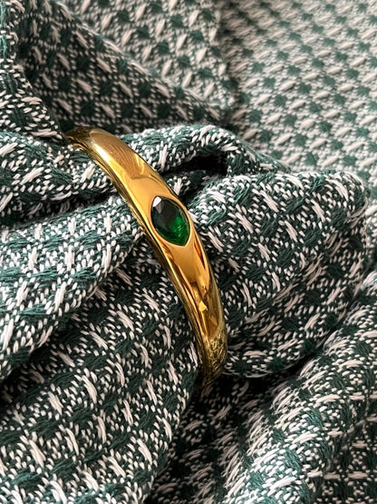 Emerald Glint Bracelet