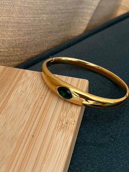 Emerald Glint Bracelet