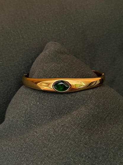 Emerald Glint Bracelet
