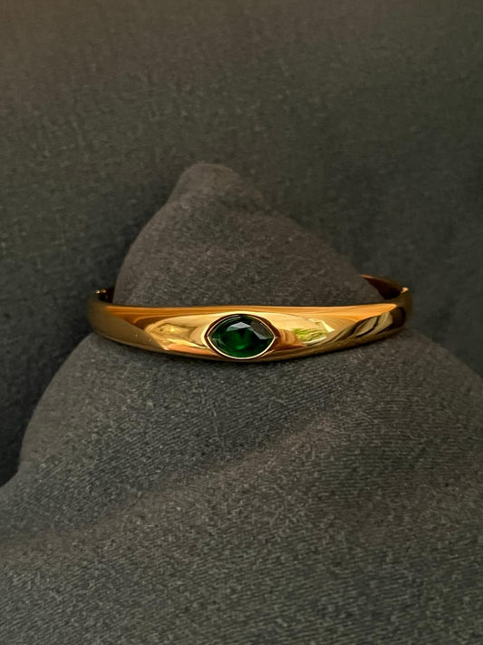 Emerald Glint Bracelet