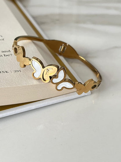 Flutter Glow Bracelet