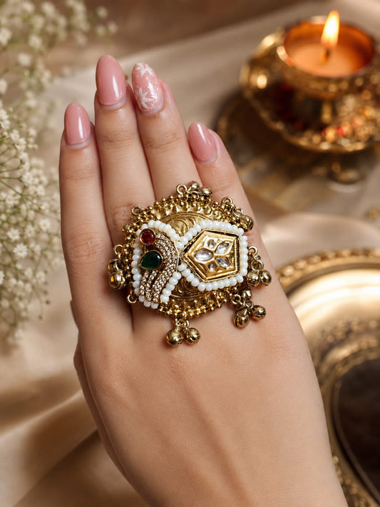 Noor Kundan Statement Ring