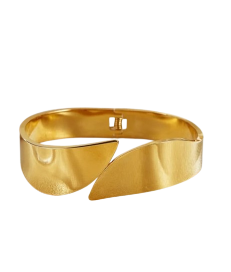 chunky  Cuff Bracelet.