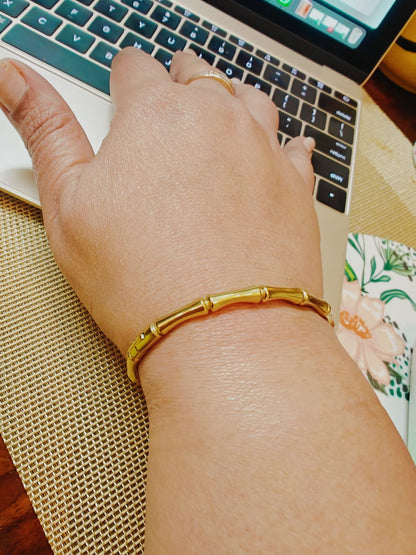 anti tarnish golden bangle