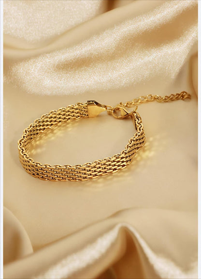 Anti tarnish gold chain bracelet