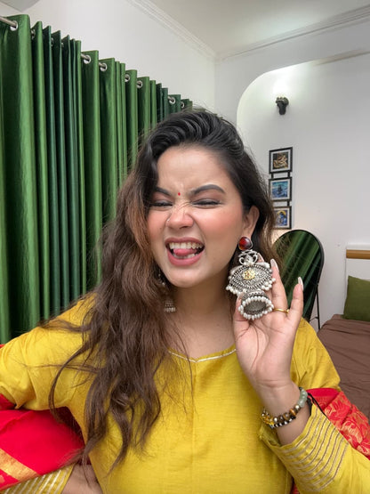 Noor-e-Nazakat Earrings