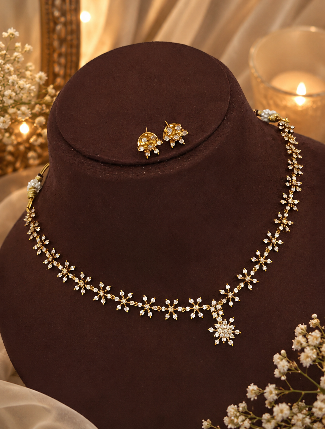 delicate ad necklace set